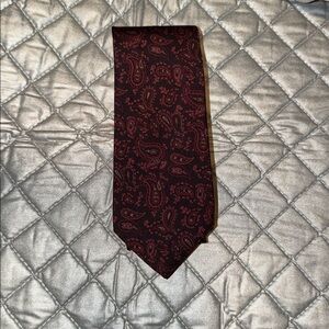 Brioni Men's Red Paisley Print Classic Neck Tie Size 60 x 3